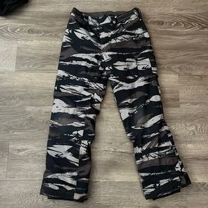 Under armor snow pants